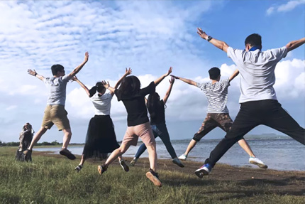 2018非凡国际
高绩效员工海外游百人团，锡兰的微笑