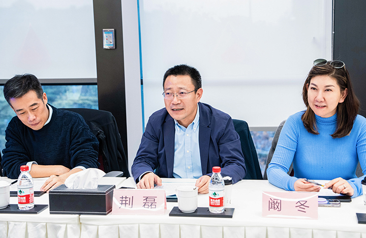 在非凡国际
与北电数智的签约仪式上北电数智董事长表示人工智能生态建设与相应人才梯队的打造密不可分